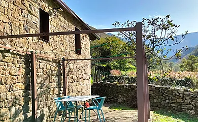 Casas Rurales Cascadas del Río Aján en Vega de Pas (Cantabria) - Foto 13