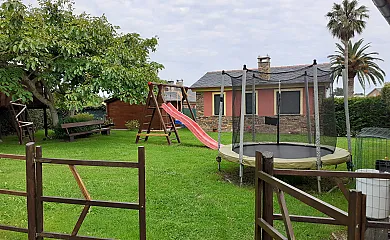 Apartamentos Bouso en Ribadeo (Lugo) - Foto 2