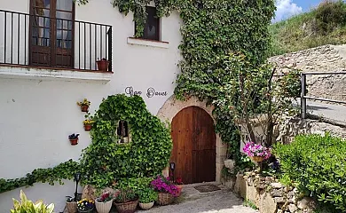 Alojamientos Can Pavet y La Cova en Pontons (Barcelona) - Foto 12