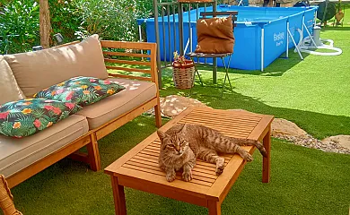 Alojamientos Can Pavet y La Cova en Pontons (Barcelona) - Foto 2