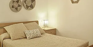 Alojamientos Casa Sanahuja 009