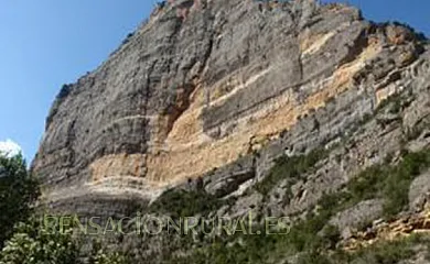 Casa Perdiu y Apartamentos en Guardia de Noguera (Lleida) - Foto 5
