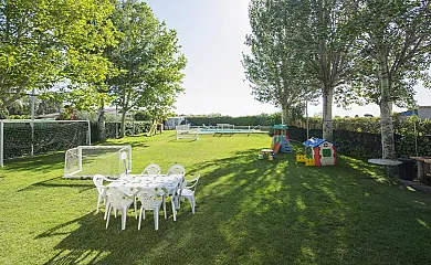 El Jardín de los Niños en El Viso de San Juan (Toledo) - Foto 1