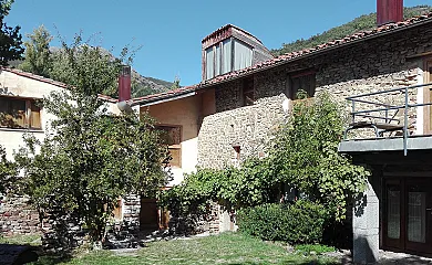 Casas de Cuevas en Cuevas de Viñayo (León) - Foto 1