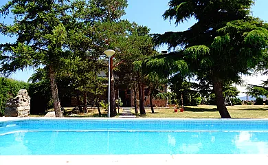 Los Acebos en Otero de Herreros (Segovia) - Foto 2