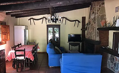Casa Rural Sierra Onuba en Fuenteheridos (Huelva) - Foto 4