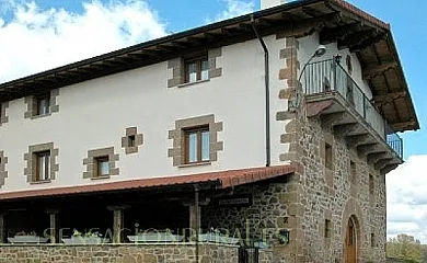 Juandiegorena I y II en Eltzaburu (Navarra) - Foto 2