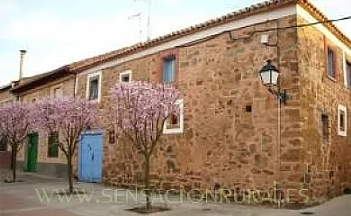 La Casa de Murias en Murias de Rechivaldo (León) - Foto 1