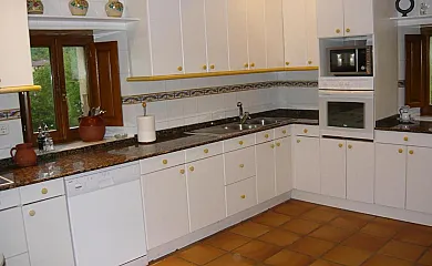 Casa San Pelayo en Bárcena de Cicero (Cantabria) - Foto 8