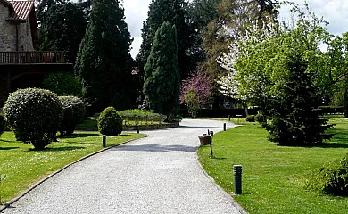 Casona El Jardín de Carrejo en Cabezon de la Sal (Cantabria) - Foto 2