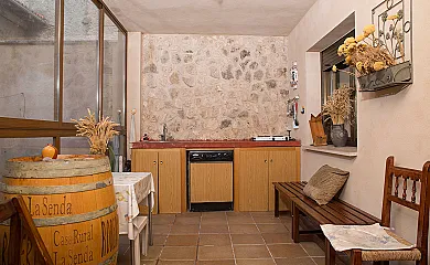 Rural la Senda en Castillejo de Robledo (Soria) - Foto 3