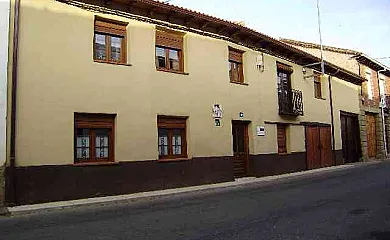 Casa La Coja en Villanueva Del Condado (León) - Foto 2