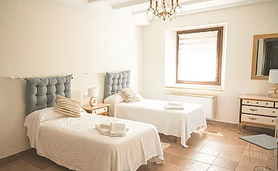 Ca n'Oller en Brunyola (Girona) - Foto 24