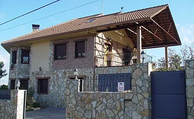 Casa San Fermi en Navahondilla (Ávila) - Foto 1