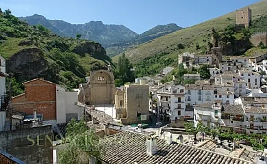 Casa Rural Plaza de Santa Maria en Cazorla (Jaén) - Foto 3
