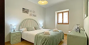 Apartamentos Puente La Reina 004