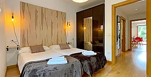 Apartamentos Puente La Reina 005