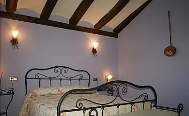 Apartamentos turísticos La Fuensanta en Cella (Teruel) - Foto 7