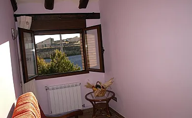 Apartamentos turísticos La Fuensanta en Cella (Teruel) - Foto 9
