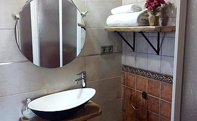 Apartamentos turísticos La Fuensanta en Cella (Teruel) - Foto 15