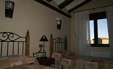 Apartamentos turísticos La Fuensanta en Cella (Teruel) - Foto 17