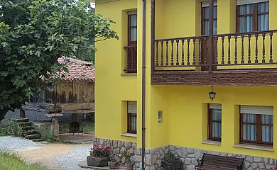 Apartamentos Rurales Pernús I y II en Colunga (Asturias) - Foto 1