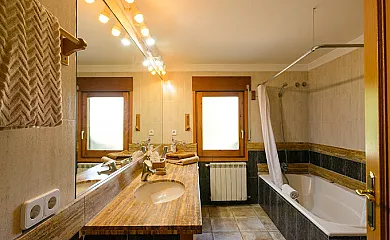 Can Salvà en Vilobi D´Onyar (Girona) - Foto 24