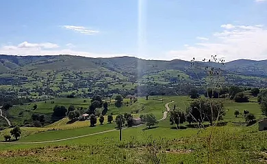 Viviendas Pasiegas en Selaya (Cantabria) - Foto 2