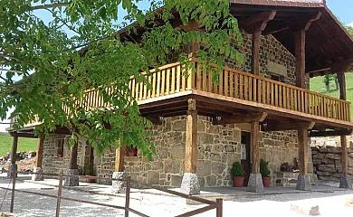 Viviendas Pasiegas en Selaya (Cantabria) - Foto 7