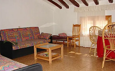 Casa Rural Maribel en Herrera de los Navarros (Zaragoza) - Foto 1