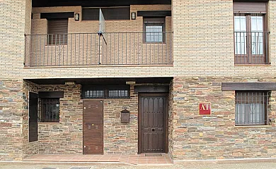 Apartamentos Rurales Artigot en Gea de Albarracín (Teruel) - Foto 1