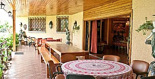 Mansión Longinos 0014