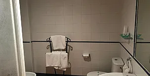 Apartamentos y Cabañas de Madera Arroyo frío 007