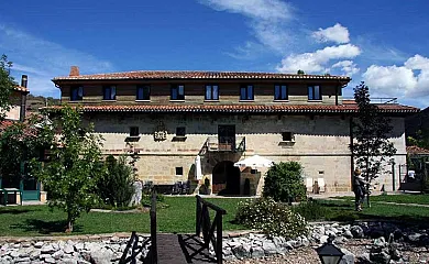 Posada Fuentes Carrionas en Camasobres (Palencia) - Foto 1