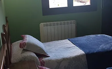 Casa de los Escudos en Ribadesella (Asturias) - Foto 14