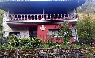Casa de los Escudos en Ribadesella (Asturias) - Foto 2
