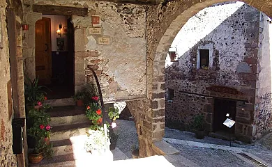 Can Salgueda en Santa Pau (Girona) - Foto 2