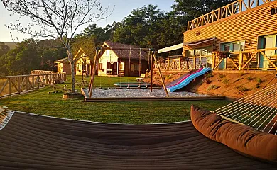 Cabañas de Ria en Cee (A Coruña) - Foto 2