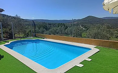 Casa Rural Los Olivos en Sotoserrano (Salamanca) - Foto 1