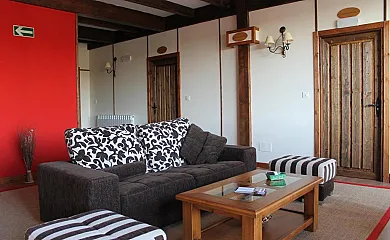 Las Baronas en Santa Cruz de la Salceda (Burgos) - Foto 24