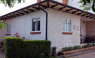 Casa Rural La Conejera en Madrigal del Monte (Burgos) - Foto 1