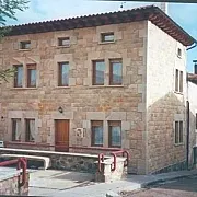 Casa de Primitiva y Casa del Abuelo Víctor 001