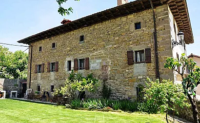 Casa Txantxorena en Zubiri (Navarra) - Foto 1