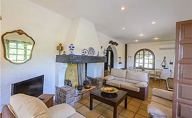 Alojamientos La Axarquia en Alcaucin (Málaga) - Foto 7