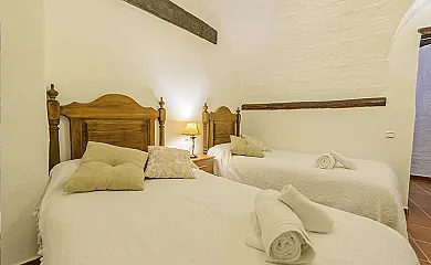 Alojamientos La Axarquia en Alcaucin (Málaga) - Foto 12