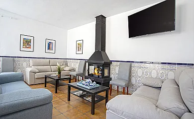 Alojamientos La Axarquia en Alcaucin (Málaga) - Foto 13