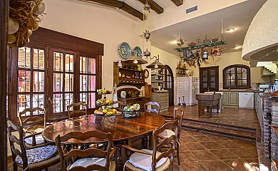 Alojamientos La Axarquia en Alcaucin (Málaga) - Foto 18