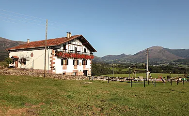 Casa Gananea-Petisansenea I Y II en Azpilkueta (Navarra) - Foto 1