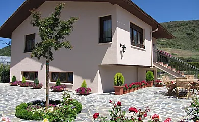 Casa Rural Ibarbasoa en Moriones (Navarra) - Foto 1