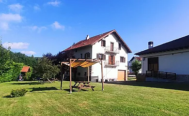 Casa Goizeder I y II en Espinal (Navarra) - Foto 1